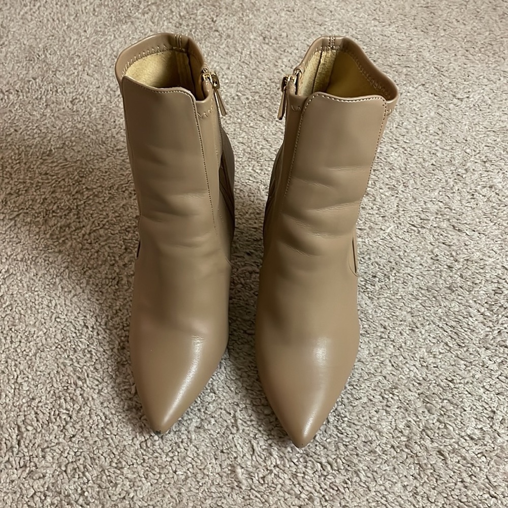 Signal Tan Pointed Boot - Picture 4 of 4